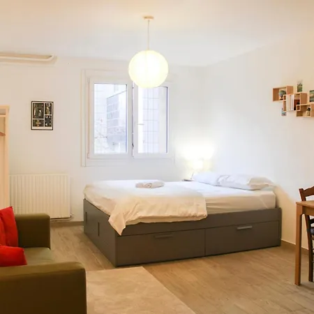 Bright In Pantin Perfect For Couples Апартаменты Пантен
