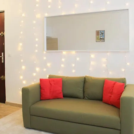 Bright In Perfect For Couples Appartamento Pantin